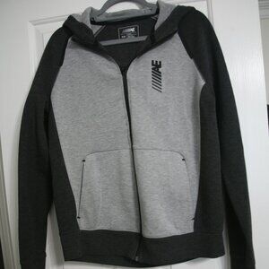 American Eagle Outfitters Men's Flex Full-Zip Hooded Sweatshirt, Size Medium